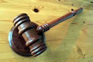 Холоднюк: Пока приговоры не будут вынесены, никто ликвидировать суды не будет