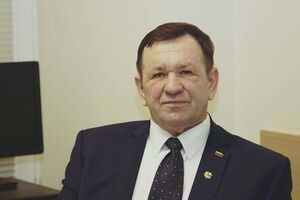 Пукас відмовився від мандата