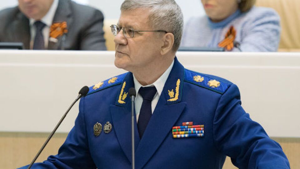 Чайка закликав "забезпечити законність" президентських виборів у РФ