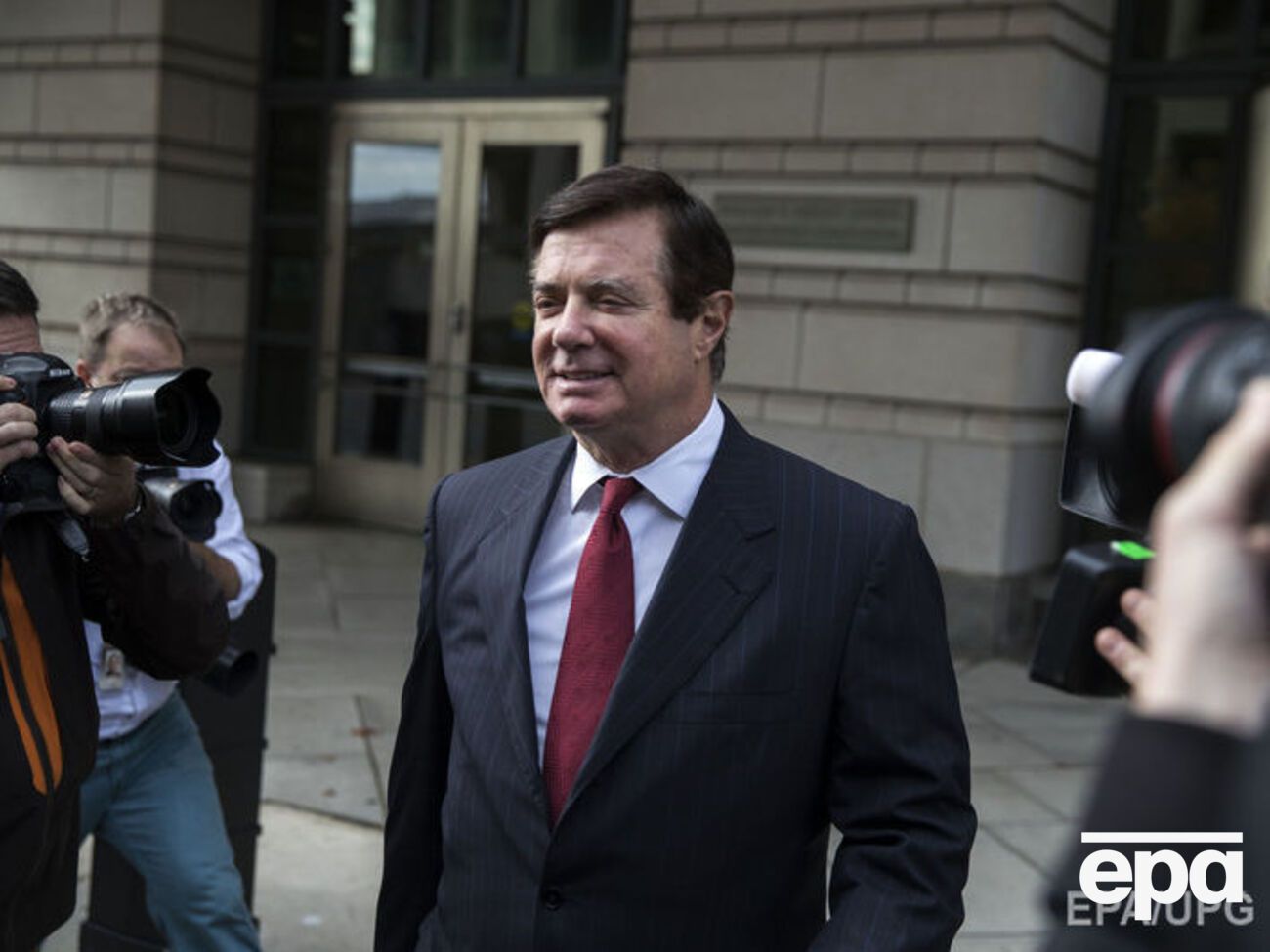 Манафорта обвиняют в сговоре против США