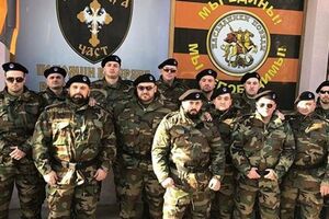 За даними ЗМІ, у створений за допомогою РФ загін вербують людей із "сербського злочинного світу"