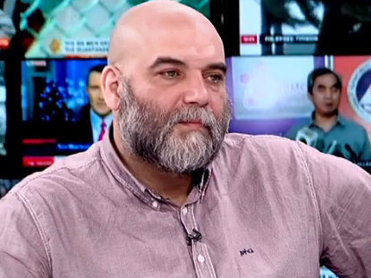 Джемаль:&nbsp;Ты остался, потому что ты рассчитывал набить свое брюхо получше, чем набивал до того. Это предательство