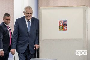 Земан победил в первом туре выборов