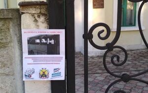 В Докучаевске развесили листовки к годовщине трагедии под Волновахой