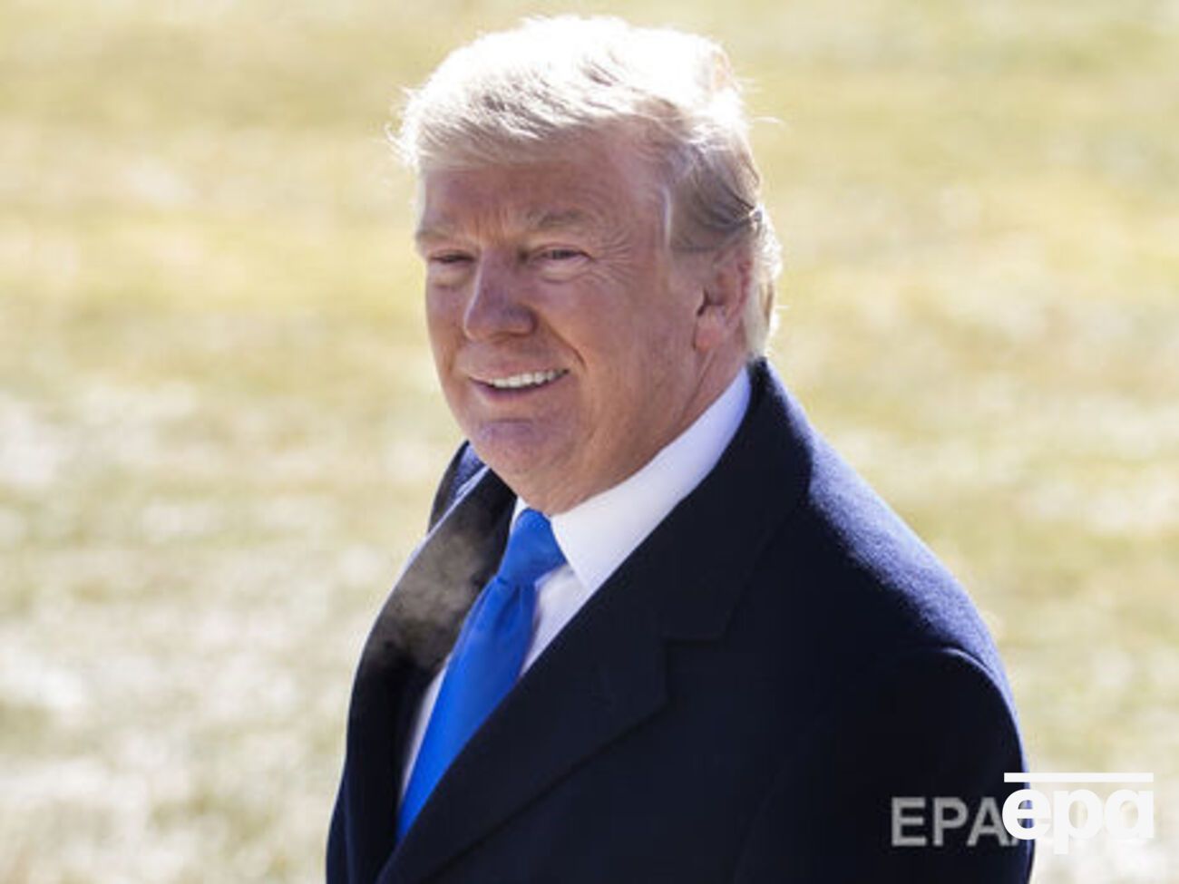 Трамп заявив, що журналісти "просувають фейкову книгу психічно хворого автора, який свідомо пише неправдиву інформацію"