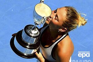 В 2017 году Костюк стала первой украинкой, которая выиграла юниорский Australian Open