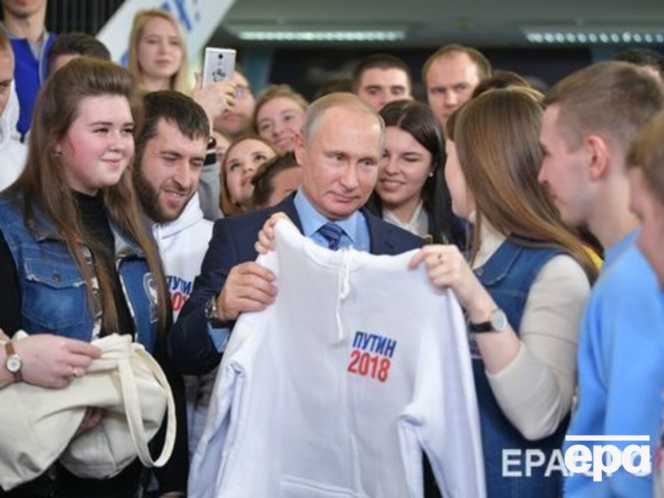 Путин объявил о намерении баллотироваться 6 декабря 2017 года