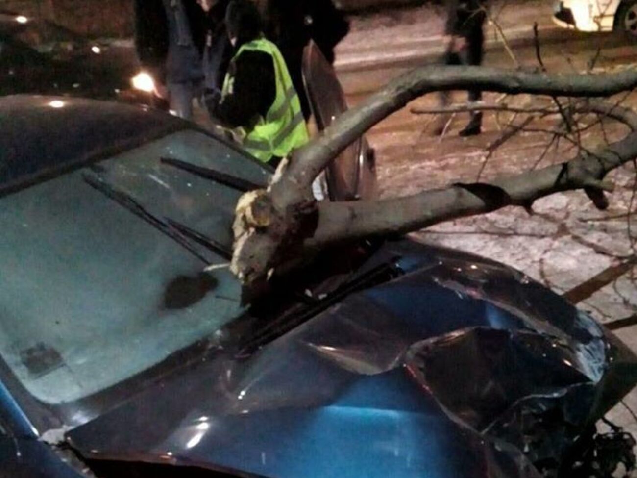 Автомобіль евакуювали на штрафмайданчик