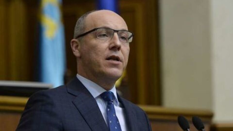 Парубій: Завтра буде пропозиція внести законопроекти про антикорупційний суд тільки до порядку денного сесії