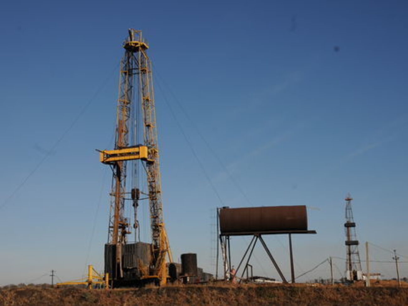 Летом 2017 года прокуратура обвиняла должностных лиц "Укргазвидобування" в сговоре, злоупотреблении и завладении имуществом