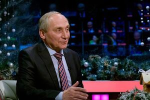 Козловський: Крутили "російську рулетку". Приставляли до скроні пістолет, спускали курок. Увесь, так би мовити, арсенал
