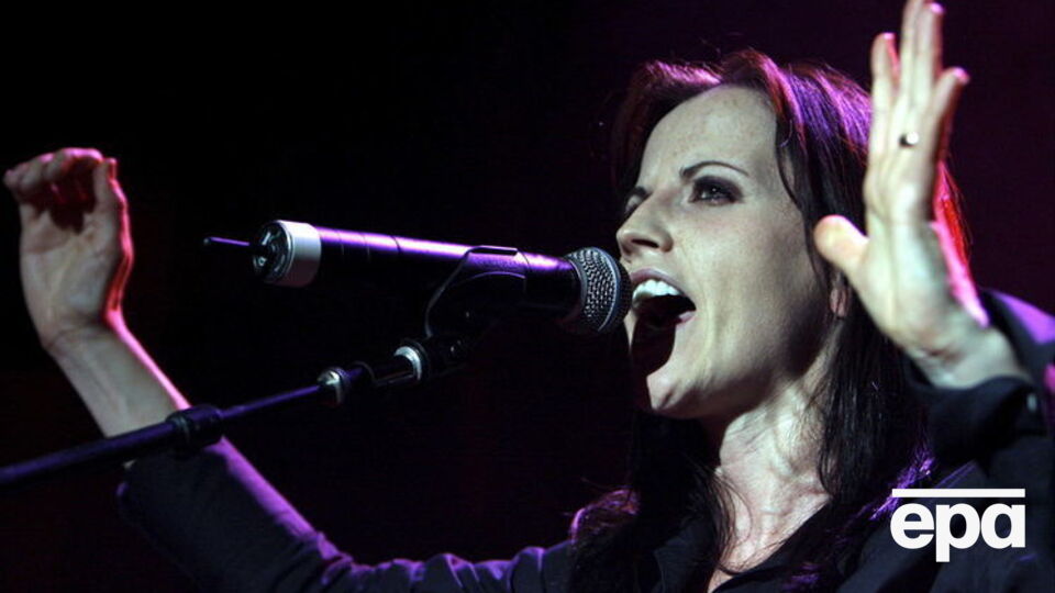 Певице было 46