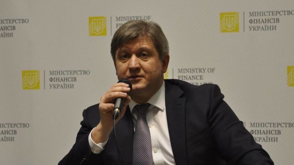 Данилюк про голову ДФС: Виліз із-під ковдри та почав радісно коментувати