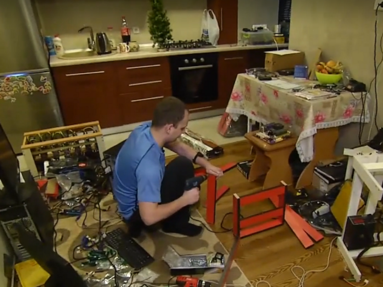 Сус мастерит фермы для выпуска криптовалюты