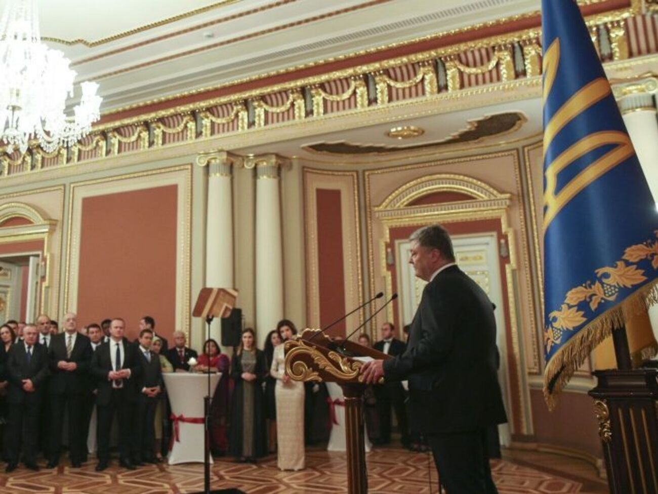 Порошенко: Мы благодарны США за подход "мир через мощь"