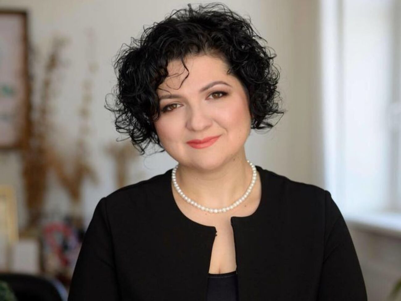 Розенблат сказала, що повідомлення про одержання кредиту на придбання подасть 18 січня