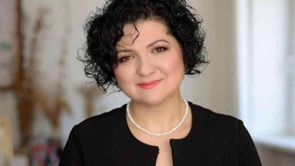 Розенблат сказала, що повідомлення про одержання кредиту на придбання подасть 18 січня