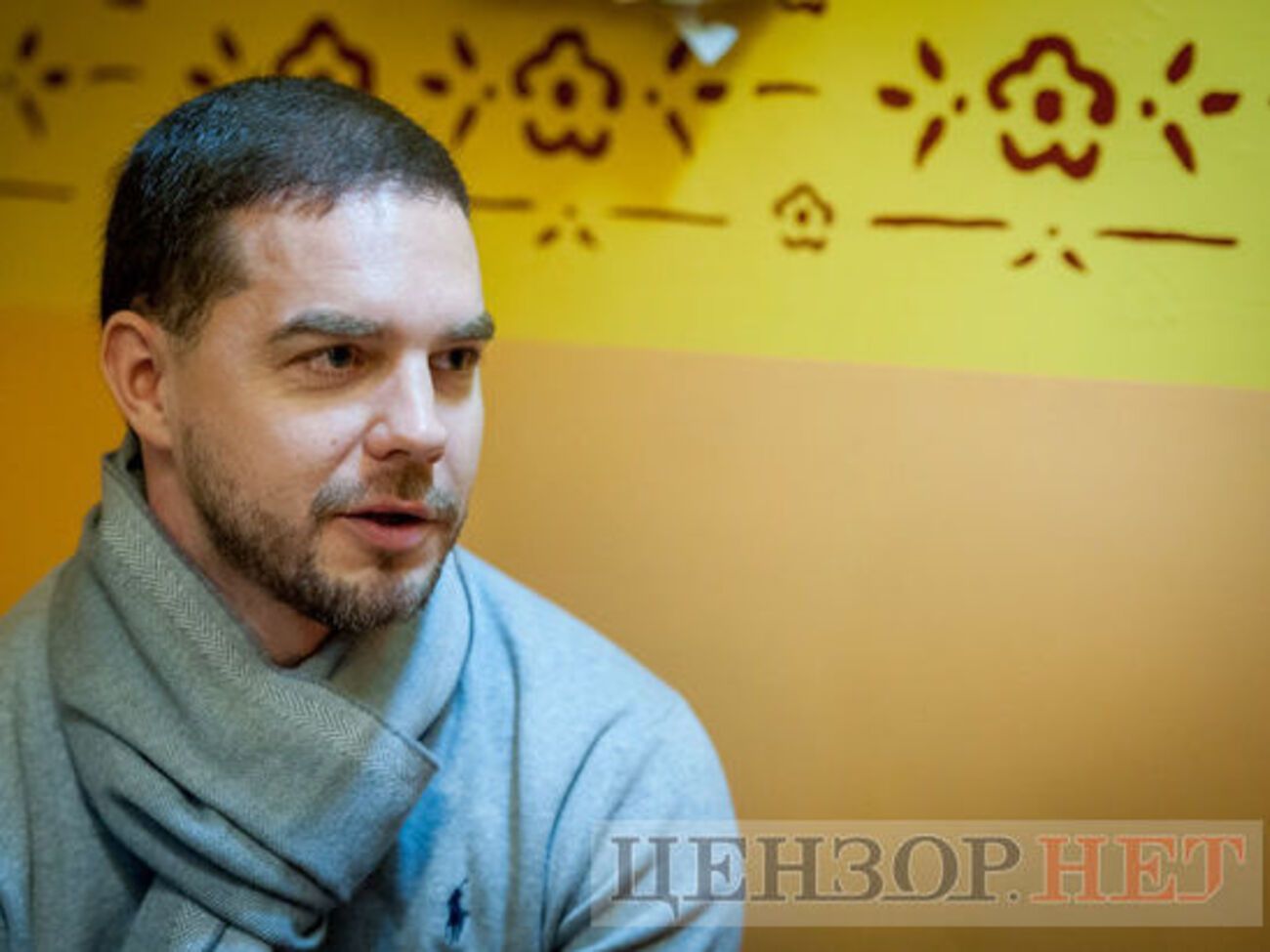 По словам Шевченко, агенту НАБУ нужно уметь расположить собеседника к себе