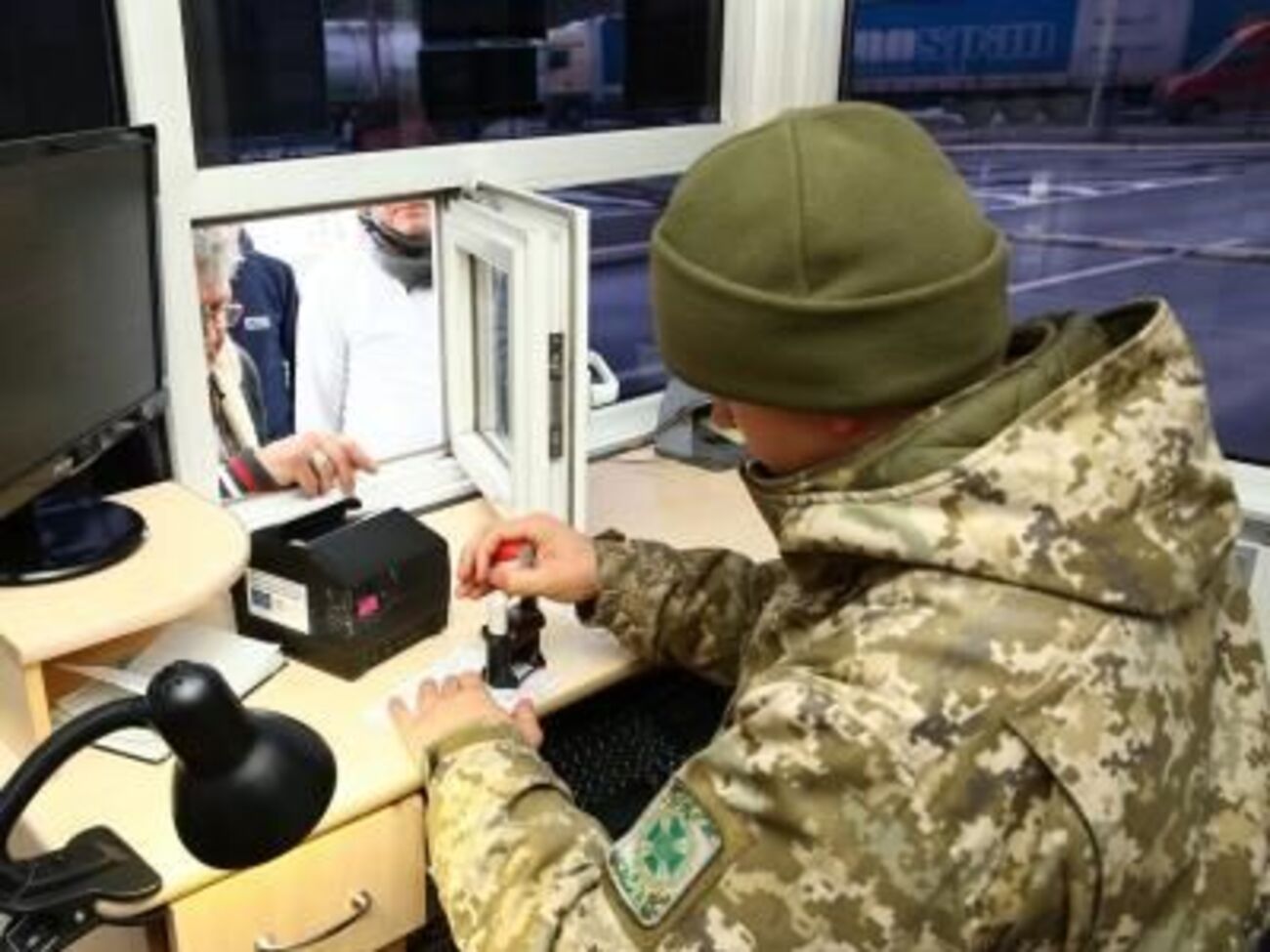 Пограничники отказали во въезде гражданину Молдовы