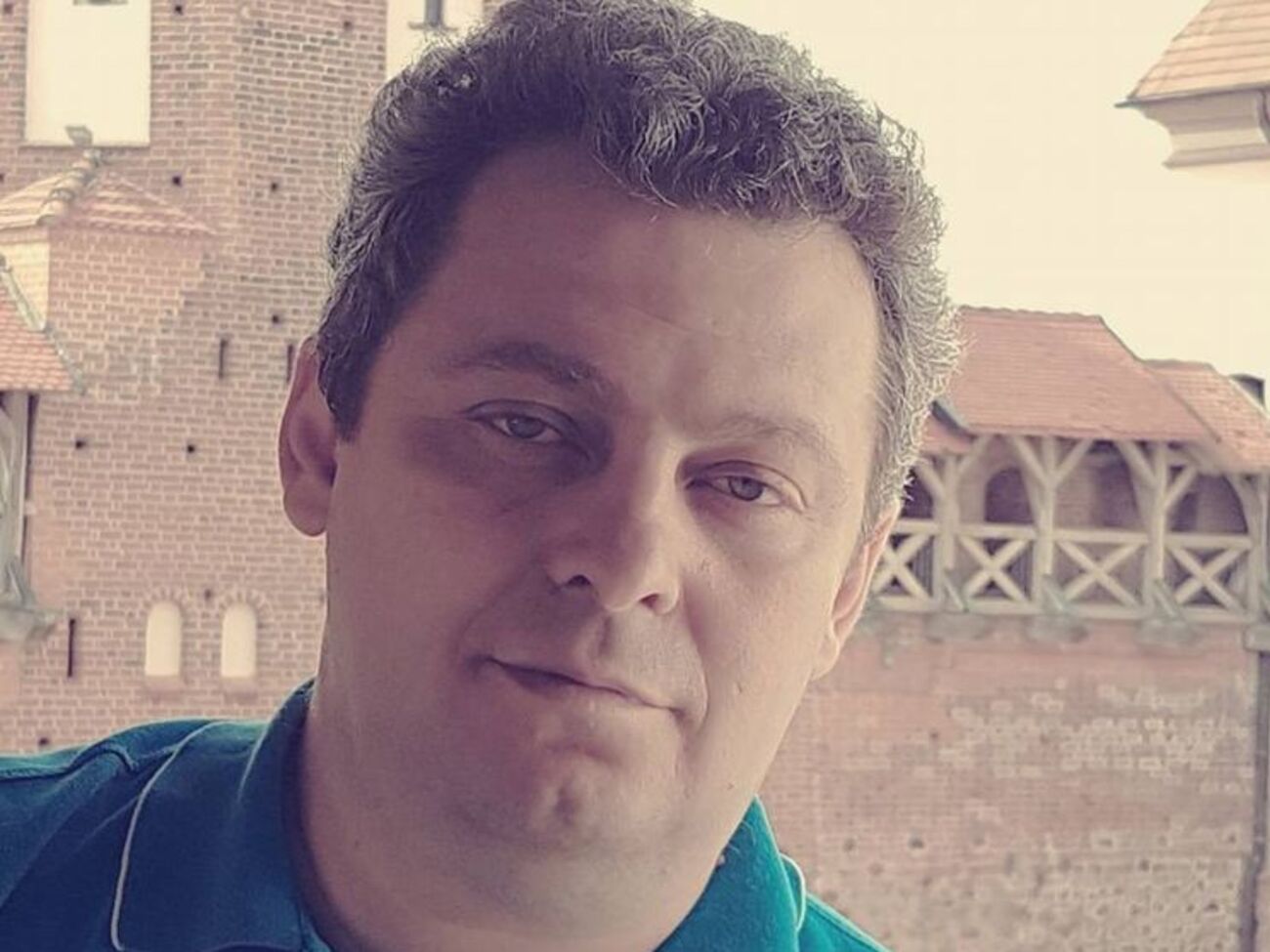 Недооценивать врага во время войны – большая ошибка. Как бы мы ни смеялись над российской пропагандой, она работает