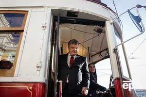 Порошенко: Благодаря практической помощи наших канадских партнеров мы продолжаем развивать и модернизировать потенциал ВСУ