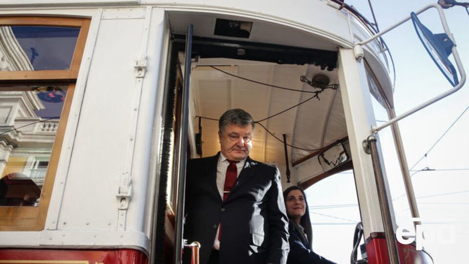 Порошенко: Благодаря практической помощи наших канадских партнеров мы продолжаем развивать и модернизировать потенциал ВСУ