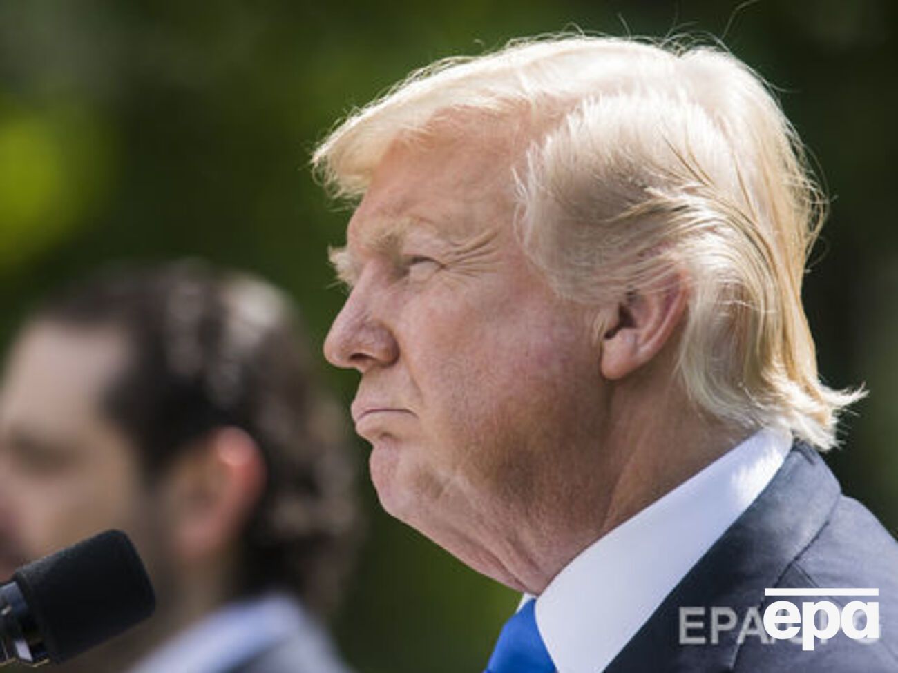 У документі йдеться, що Трамп не курить і не п'є