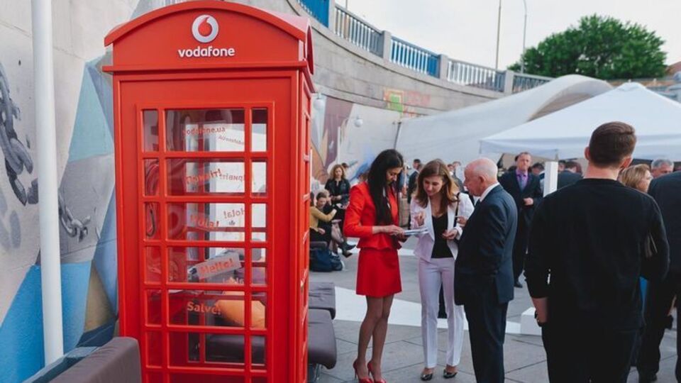 Причини відсутності зв'язку в Донецьку компанія не знає