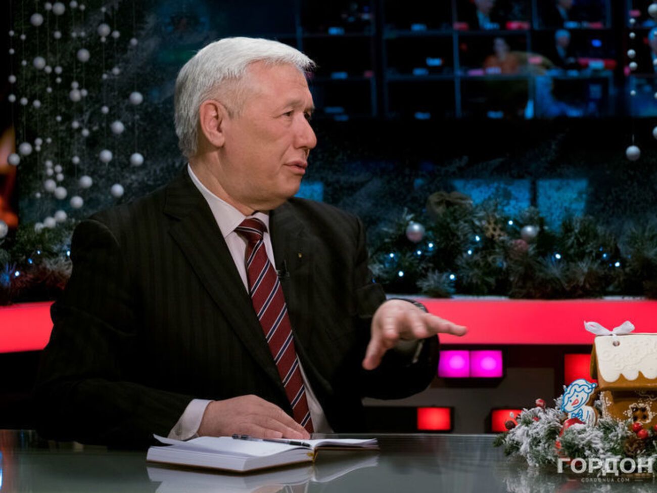 Єхануров: Росія тягне це все на своїй спині