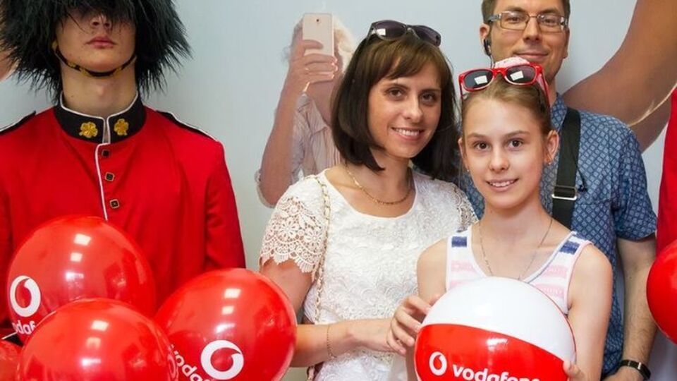 Зв'язок Vodafone відновлено тільки в Луганській області
