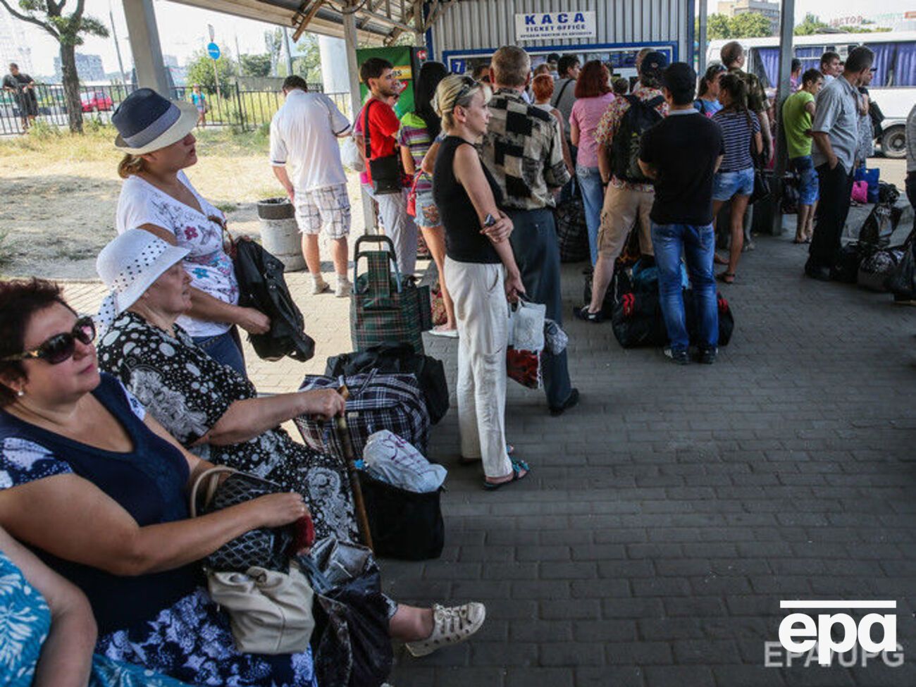 На 1 декабря население Украины составляло чуть больше 42,4 млн человек