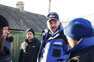 Зара (в центрі) загинув у ДТП