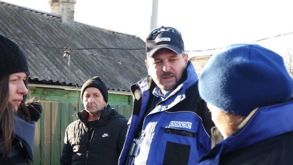 Зара (в центре) погиб в ДТП