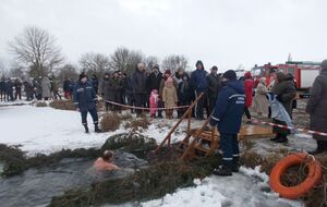 На водоймах установили 937 рятувальних постів