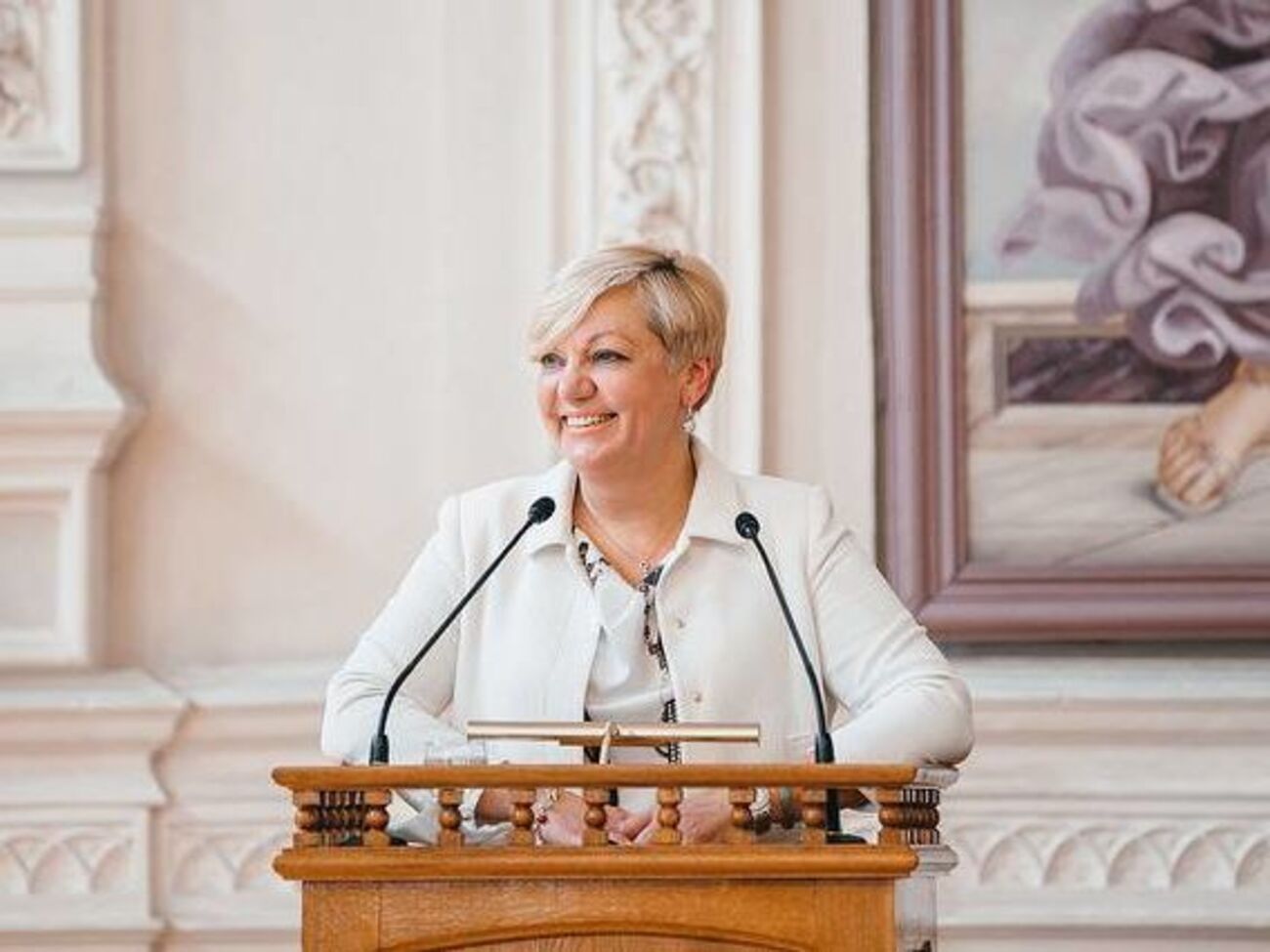 Гонтарева: Цілий червень я, як планувала, відновлювала сили в Індії