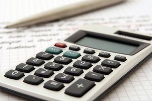 В январе украинцев ждет постепенная реализация медицинской реформы, увеличение минимальной пенсии и зарплаты