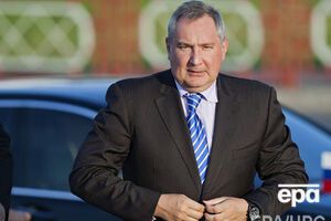 Рогозин: Пусть жизнь в новом 2018 году вас не кусает, не гавкает на вас, а лишь только ободряюще хвостом виляет!
