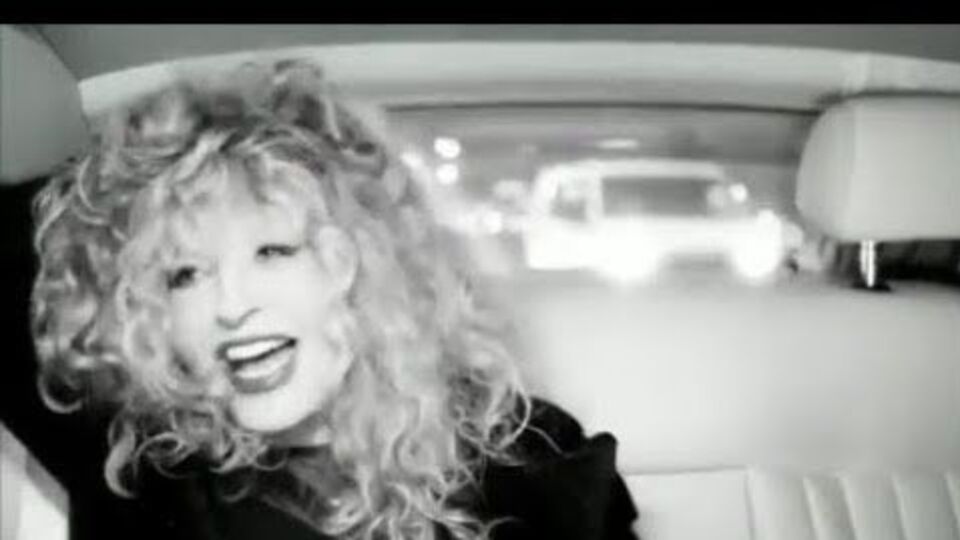 У Пугачової вийшов кліп