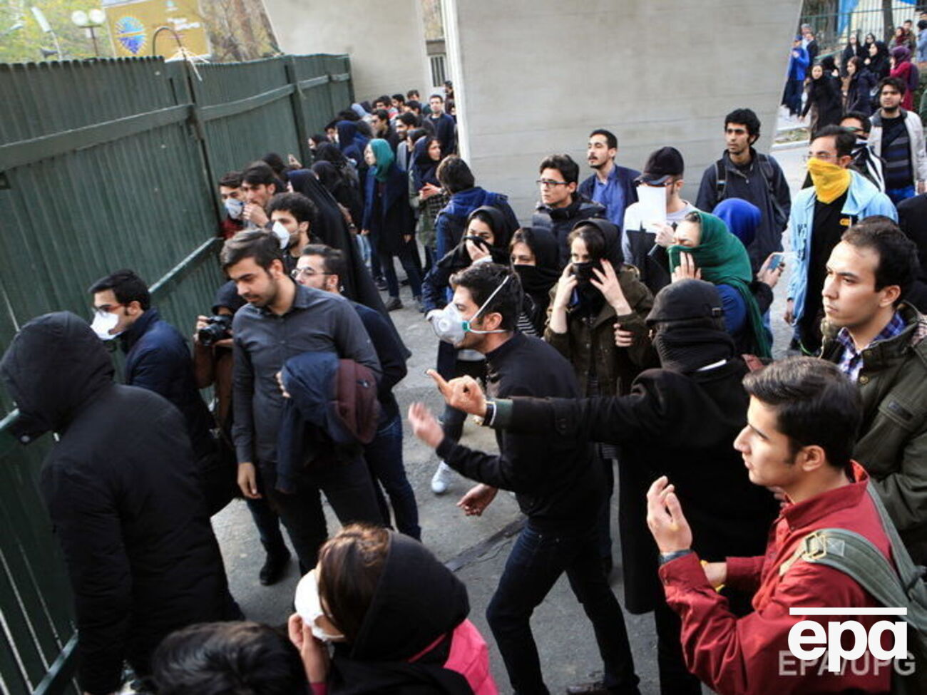 Іранці протестують проти уряду