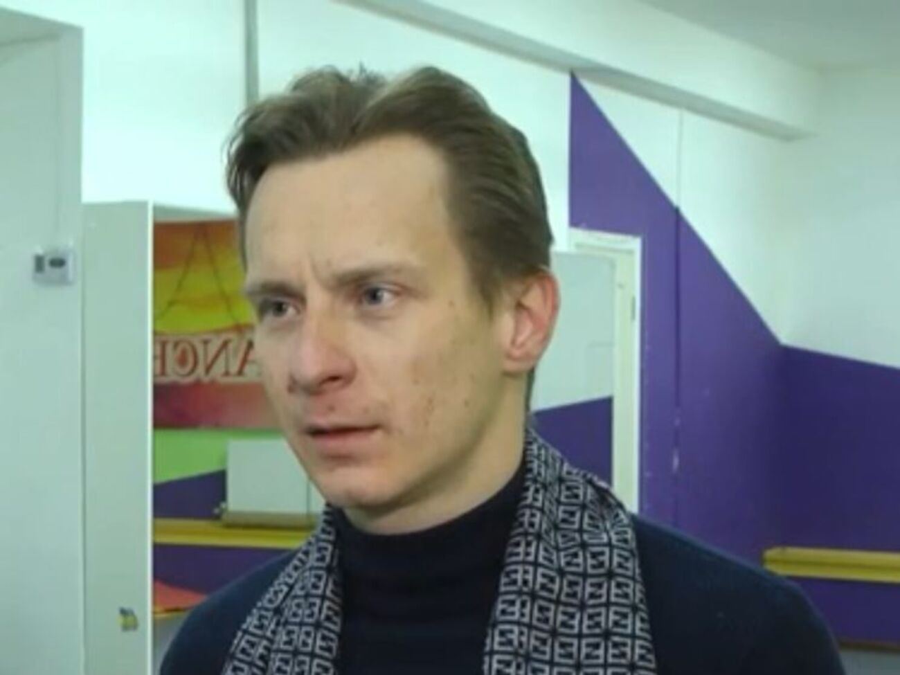 Санжаревський: Був медпрацівник, із яким ми були знайомі в Донецьку. Він запевняв, що є брак ліків