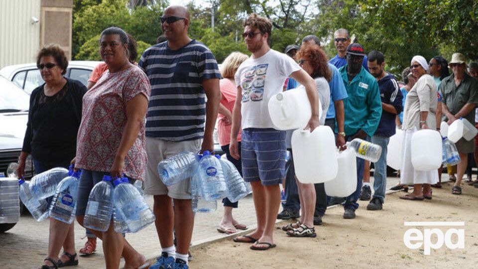 Жителям ПАР можуть обмежити споживання води до 25 літрів на день