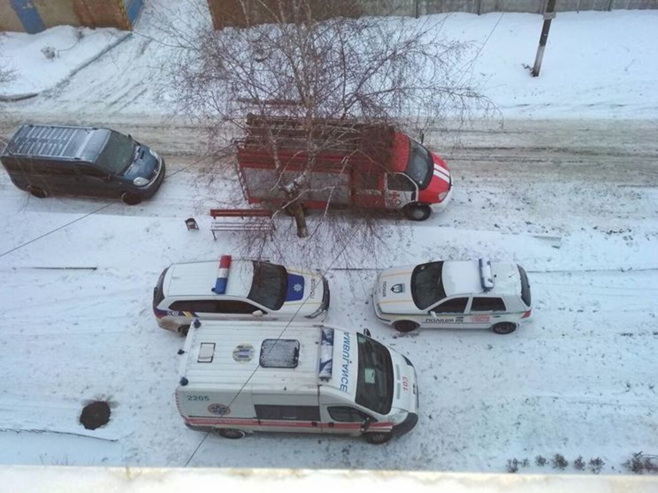 На місце інциденту виїздили поліцейські та екстрені служби, повідомили правоохоронці