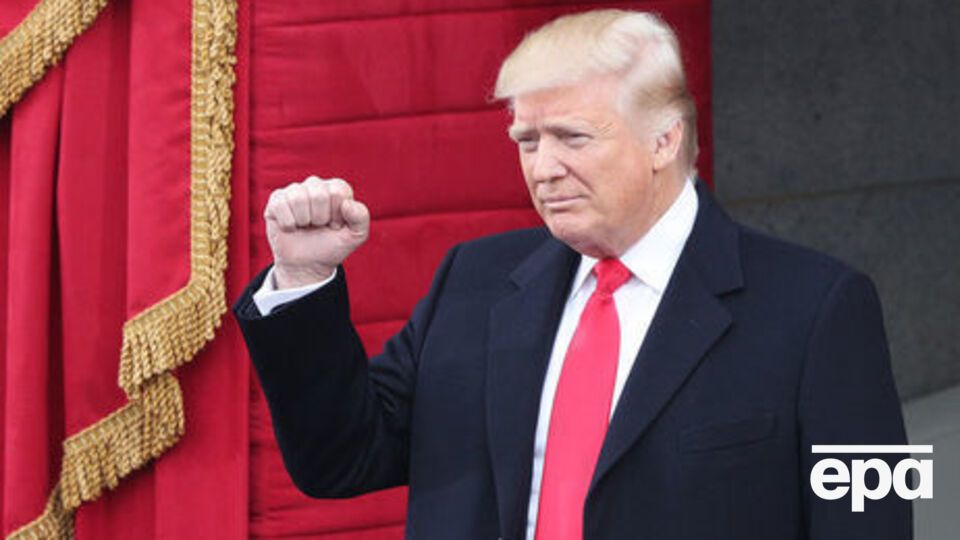 20 січня 2017 року Трамп офіційно заступив на посаду глави американської держави