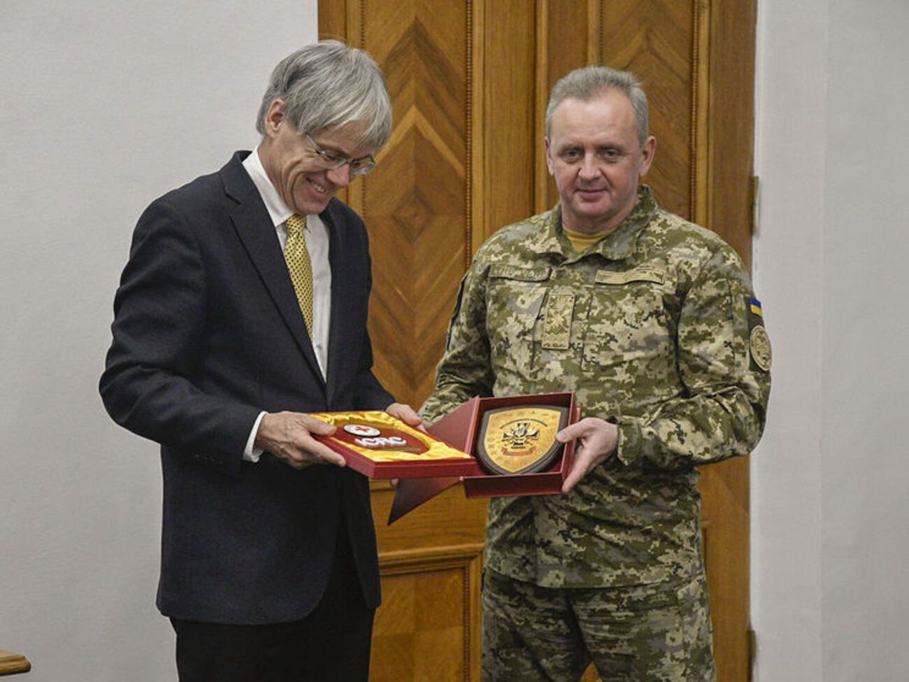 Муженко встретился с Эшлиманом