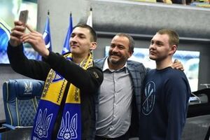 Овчаренко и Ахмеров встретились с Павелко