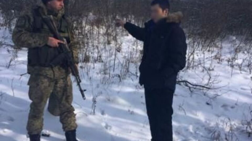 Утікач із Росії обморозив руки і ноги