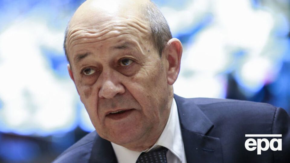 Ле Дріан зазначив, що в кількох регіонах Сирії погіршується гуманітарна ситуація