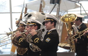 Военные оркестры сыграли в память о киборгах