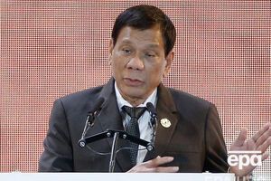 Дутерте призвал военных пристрелить его, если он захочет быть диктатором