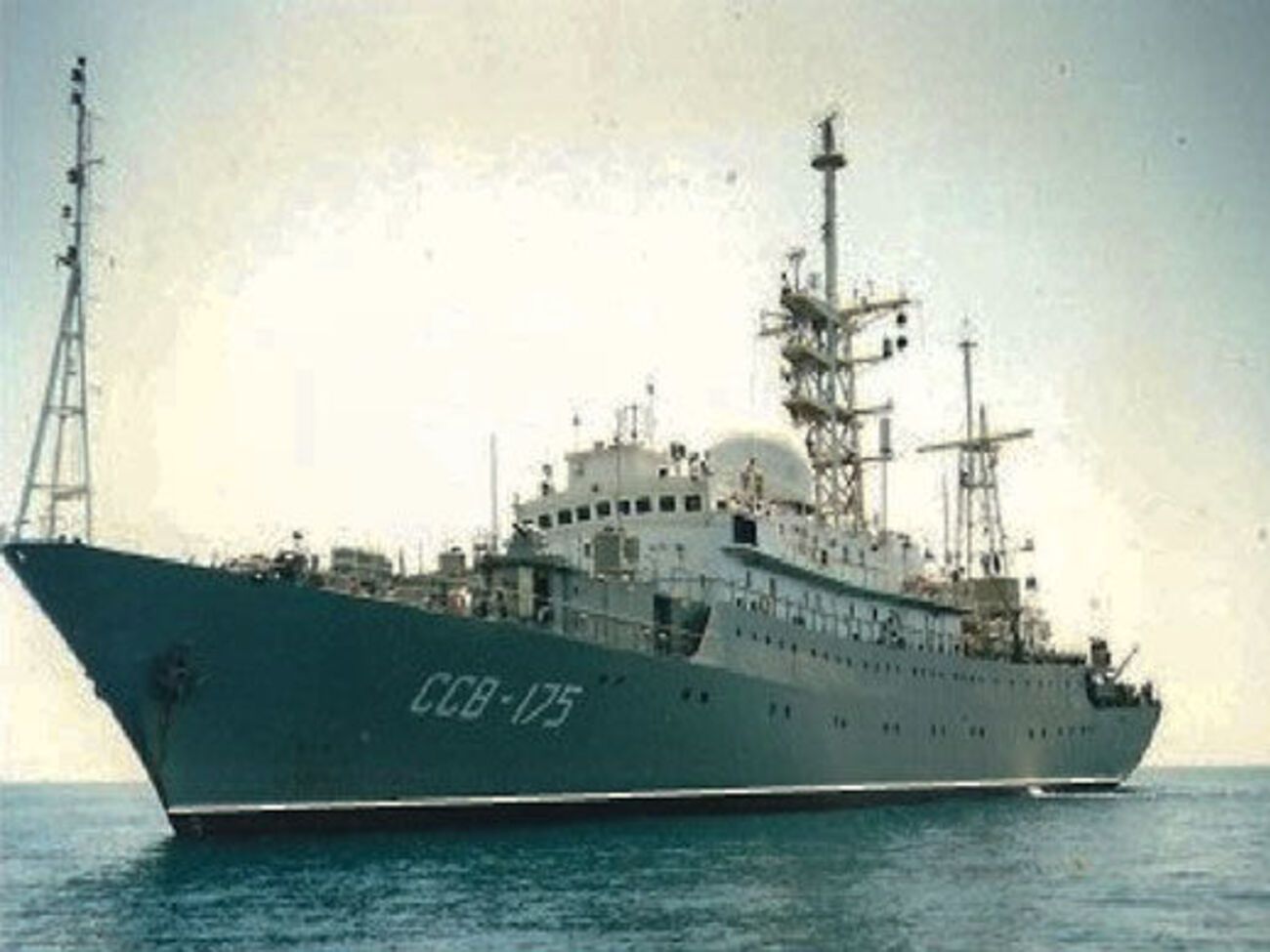 CNN: "Виктор Леонов" оснащен высокотехнологичным шпионским оборудованием